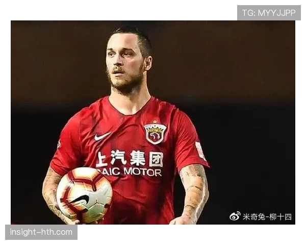 阿什拉夫:从边路突击手到战术核心的跃迁解析 阿什拉夫:从边路突击手到战术核心的跃迁解析