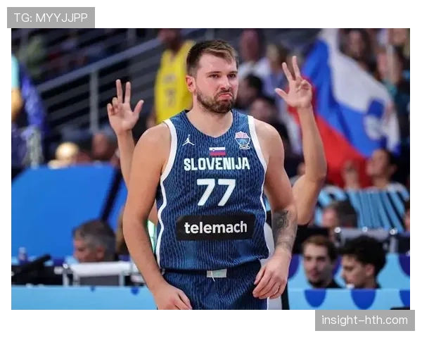 东契奇无球跑动提升三分命中率 拉开球队进攻空间