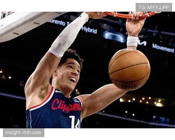 杨瀚森喝蛋白粉像喝水，冰箱里塞满牛排，这自律谁顶得住